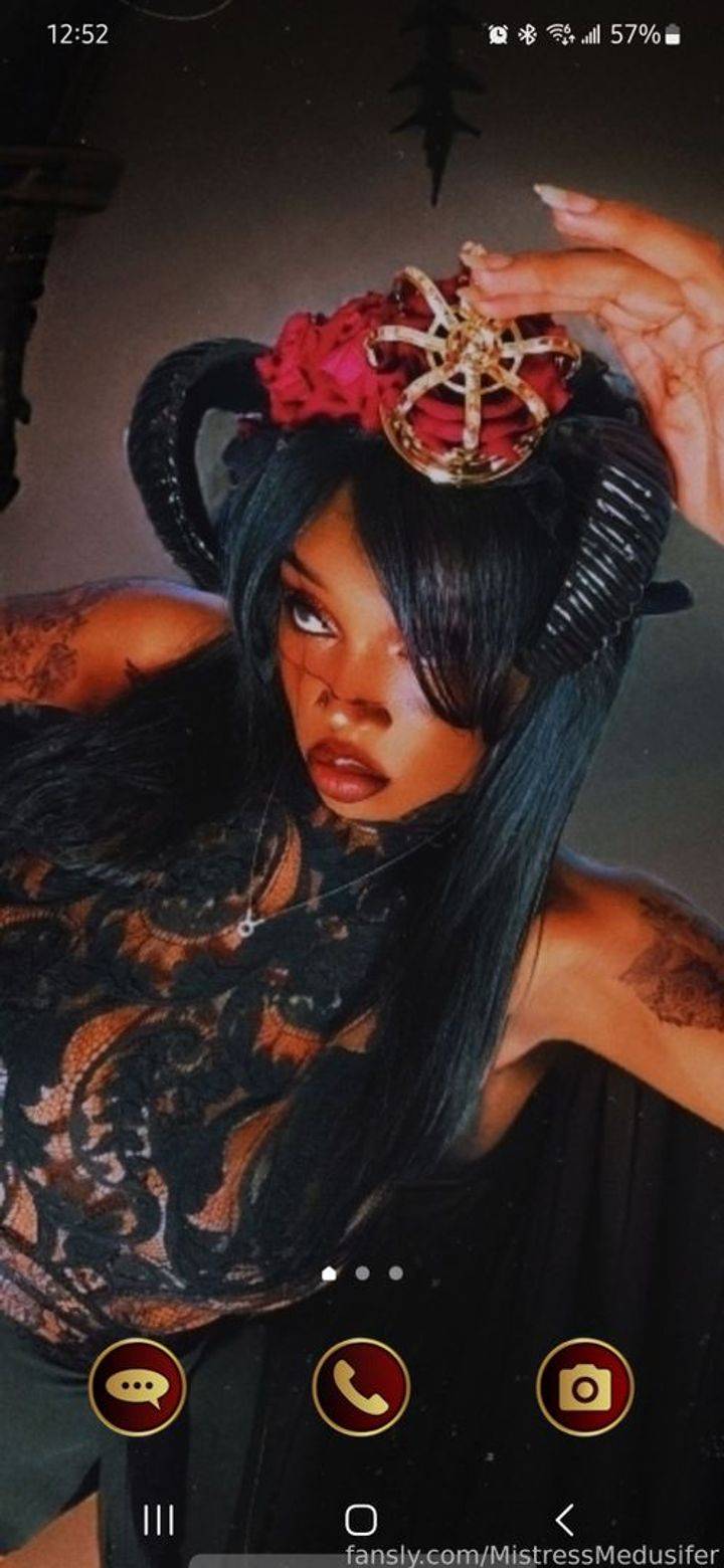 fansly MistressMedusifer profile photo. MistressMedusifer 7