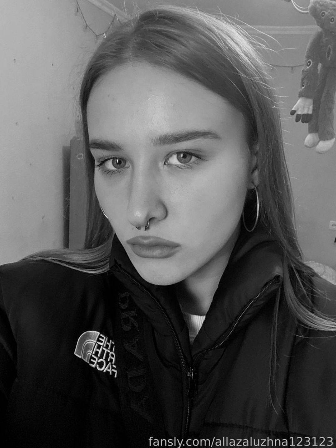 fansly allazaluzhna123123 profile photo. allazaluzhna123123 29