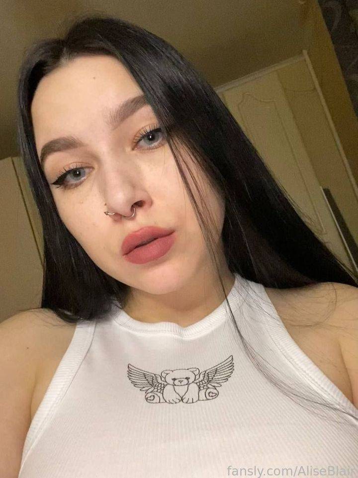 fansly AliseBlair profile photo. AliseBlair 30