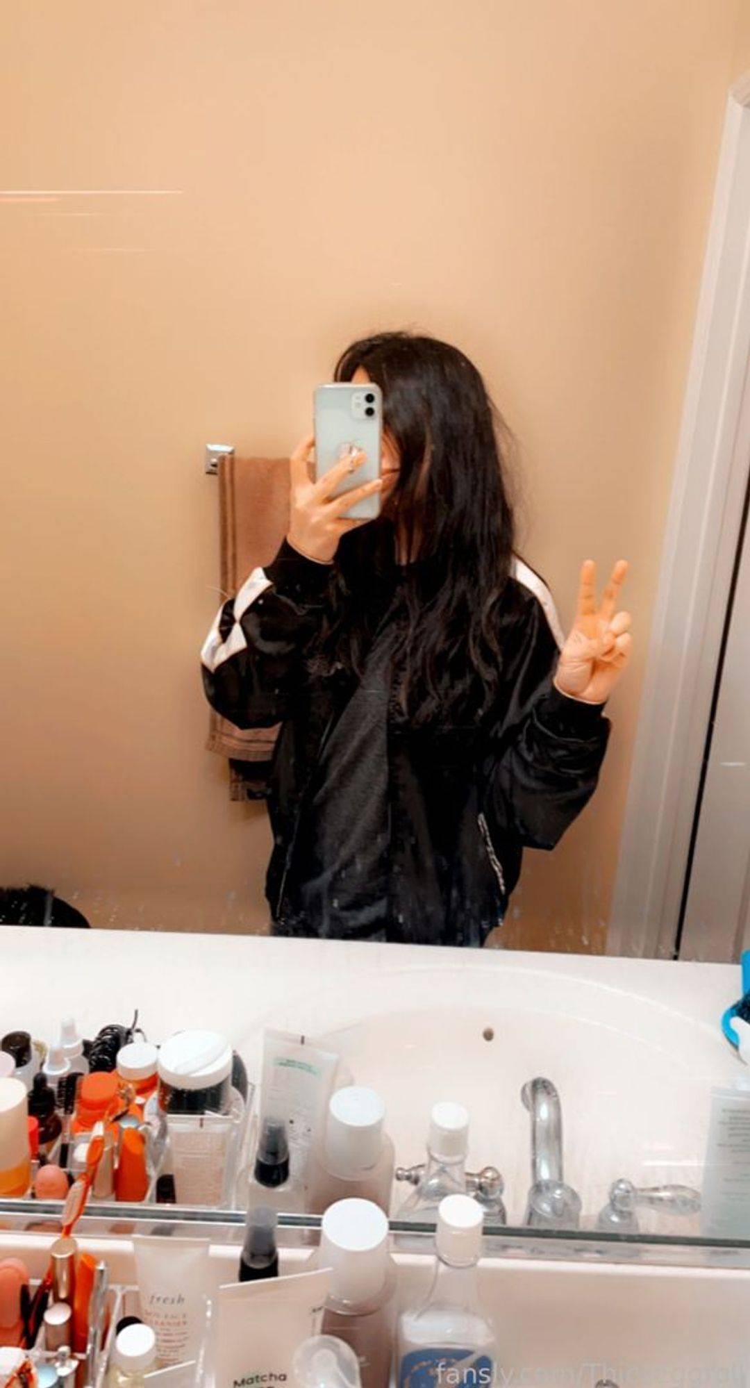 fansly Aya! profile photo. Aya! 32