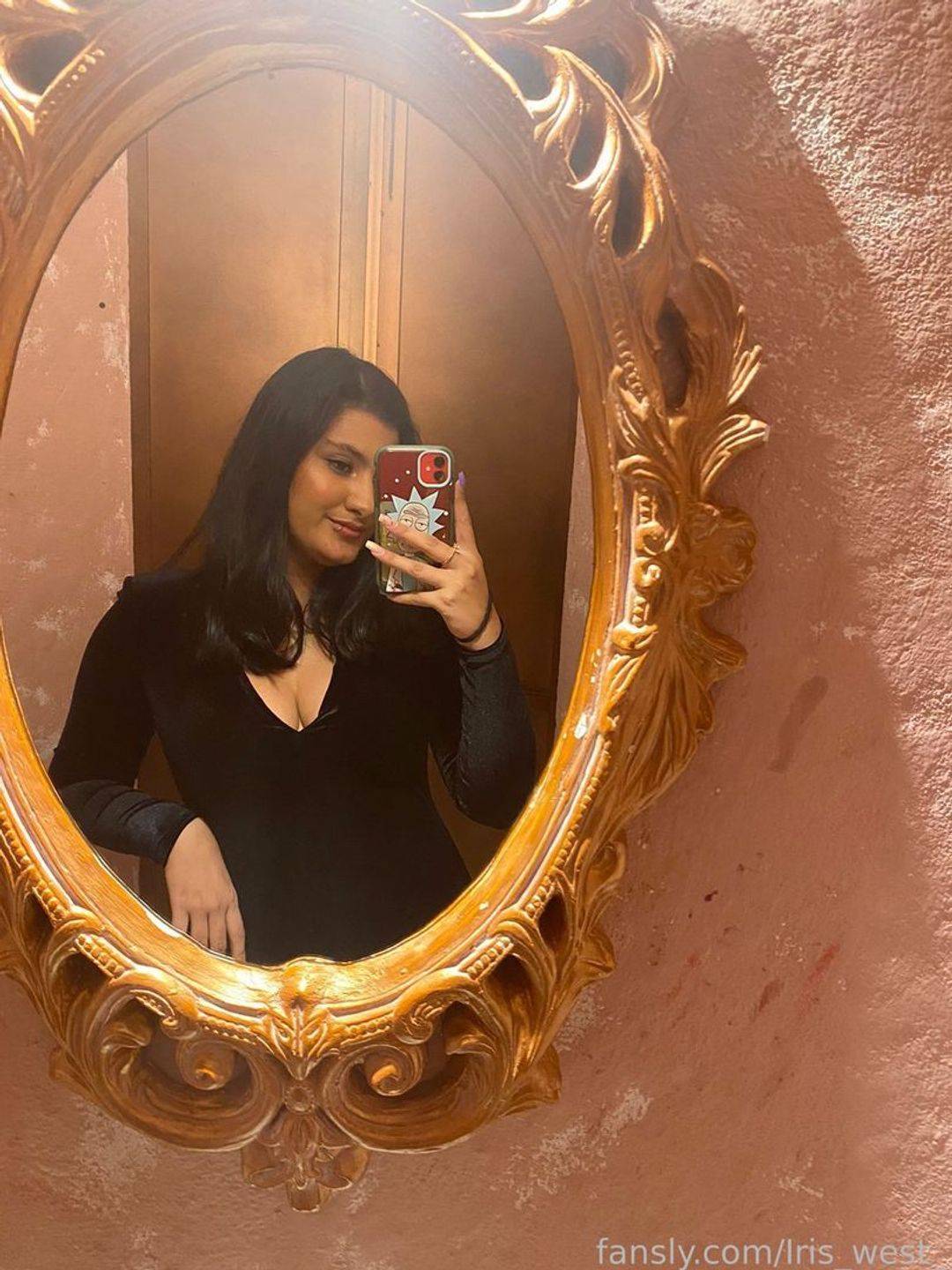 fansly Iris_west_ profile photo. Iris_west_ 36
