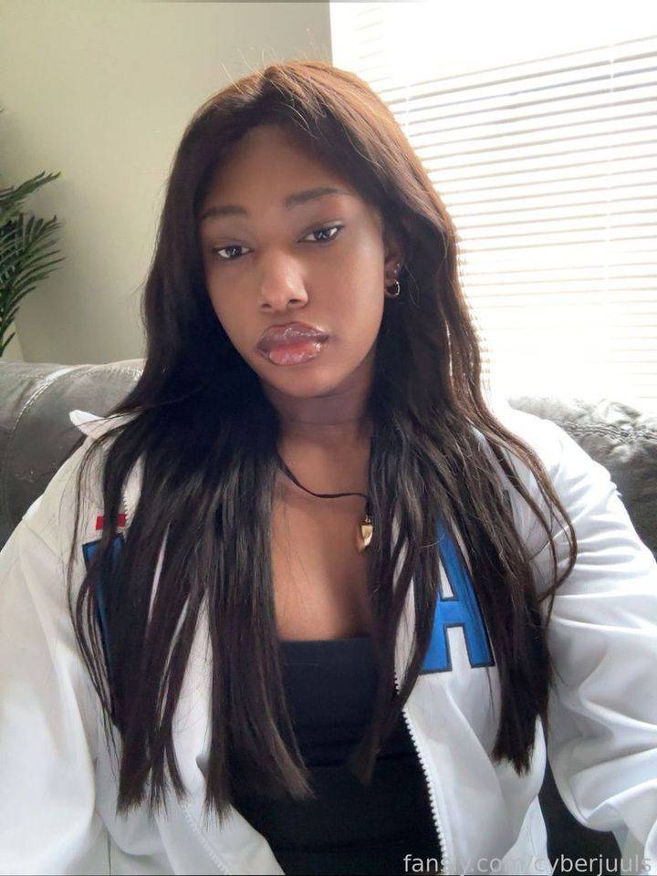 fansly Juls ♡ profile photo. Juls ♡ 29