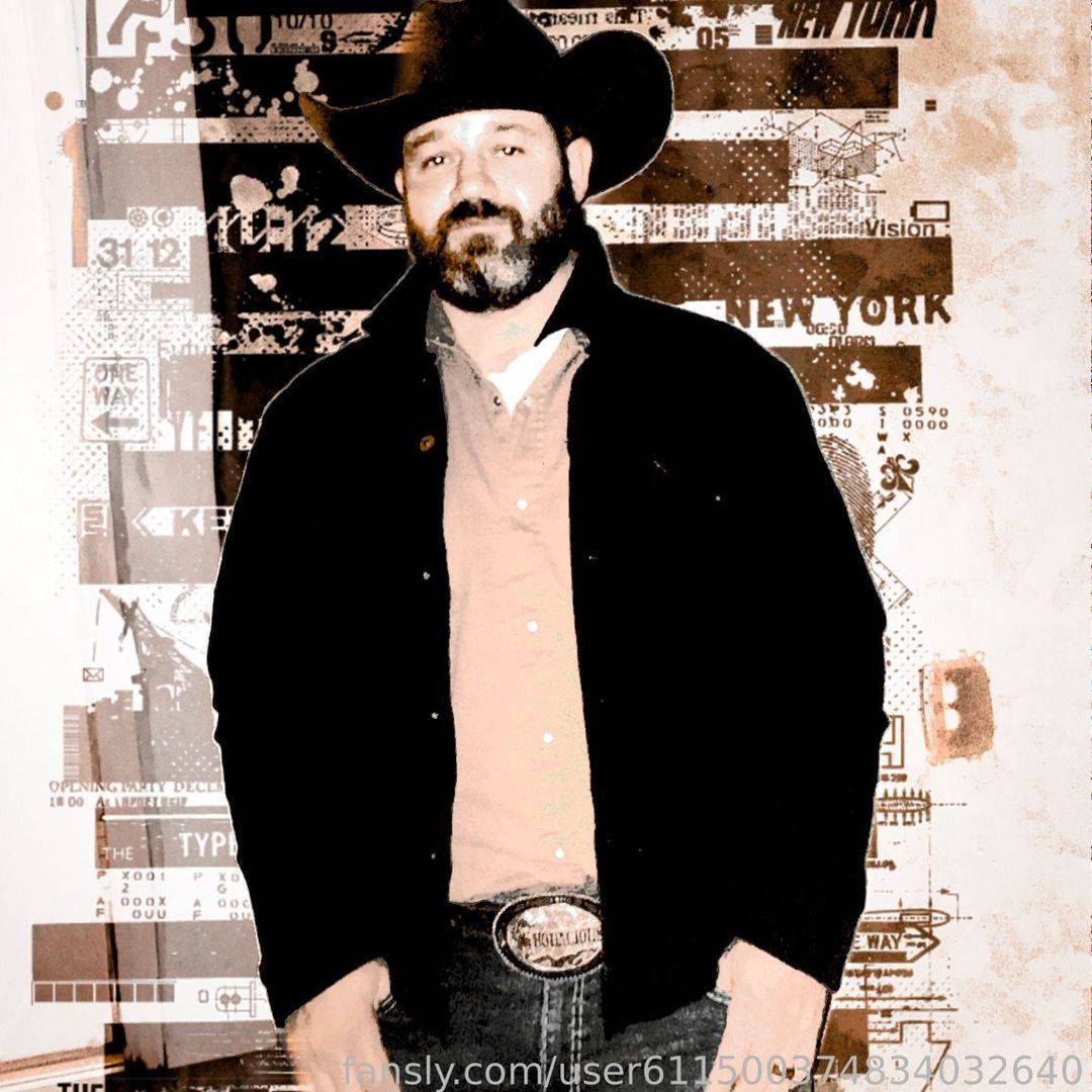 fansly Bearlikesbutt  profile photo. Bearlikesbutt  19