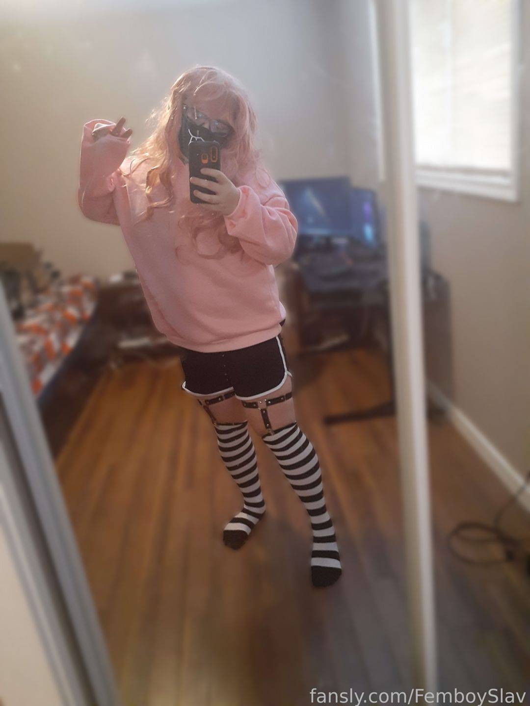 fansly FemboySlav profile photo. FemboySlav 30