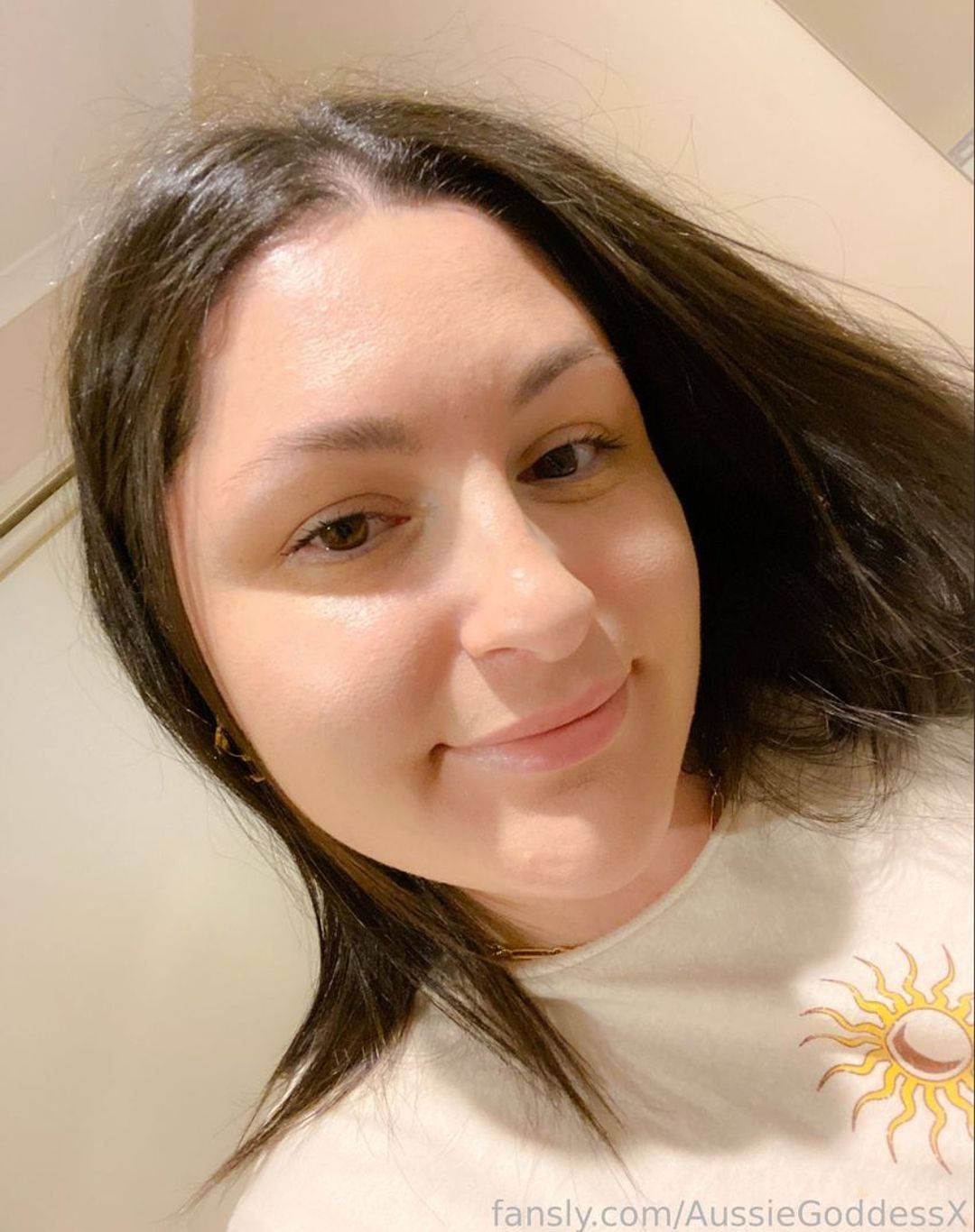 fansly AussieGoddessX profile photo. AussieGoddessX 2