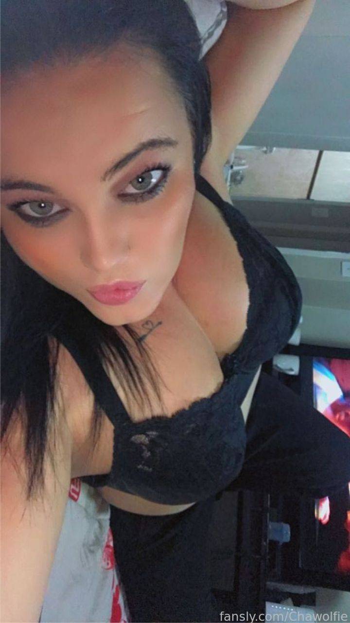 fansly Chawolfie profile photo. Chawolfie 25