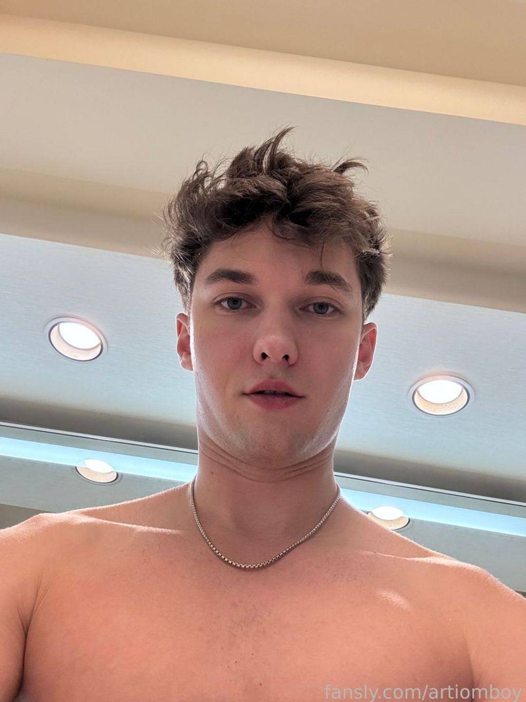 fansly artiomboy profile photo. artiomboy 31