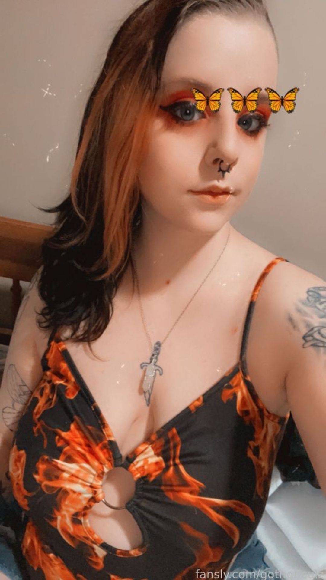 fansly gothghculz profile photo. gothghculz 12