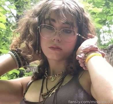 fansly lexi <3 profile photo. lexi <3 30