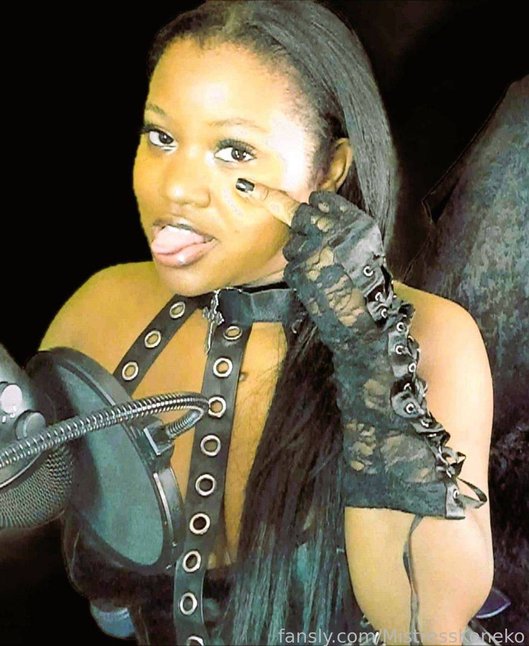 fansly MistressKoneko profile photo. MistressKoneko 21