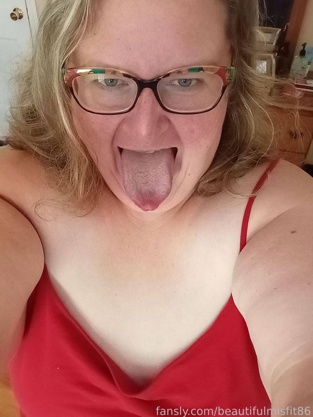 fansly beautifulmisfit86 profile photo. beautifulmisfit86 27