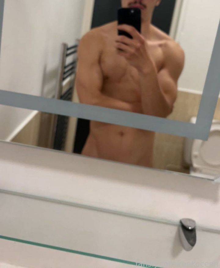 fansly reekoceen profile photo. reekoceen 31