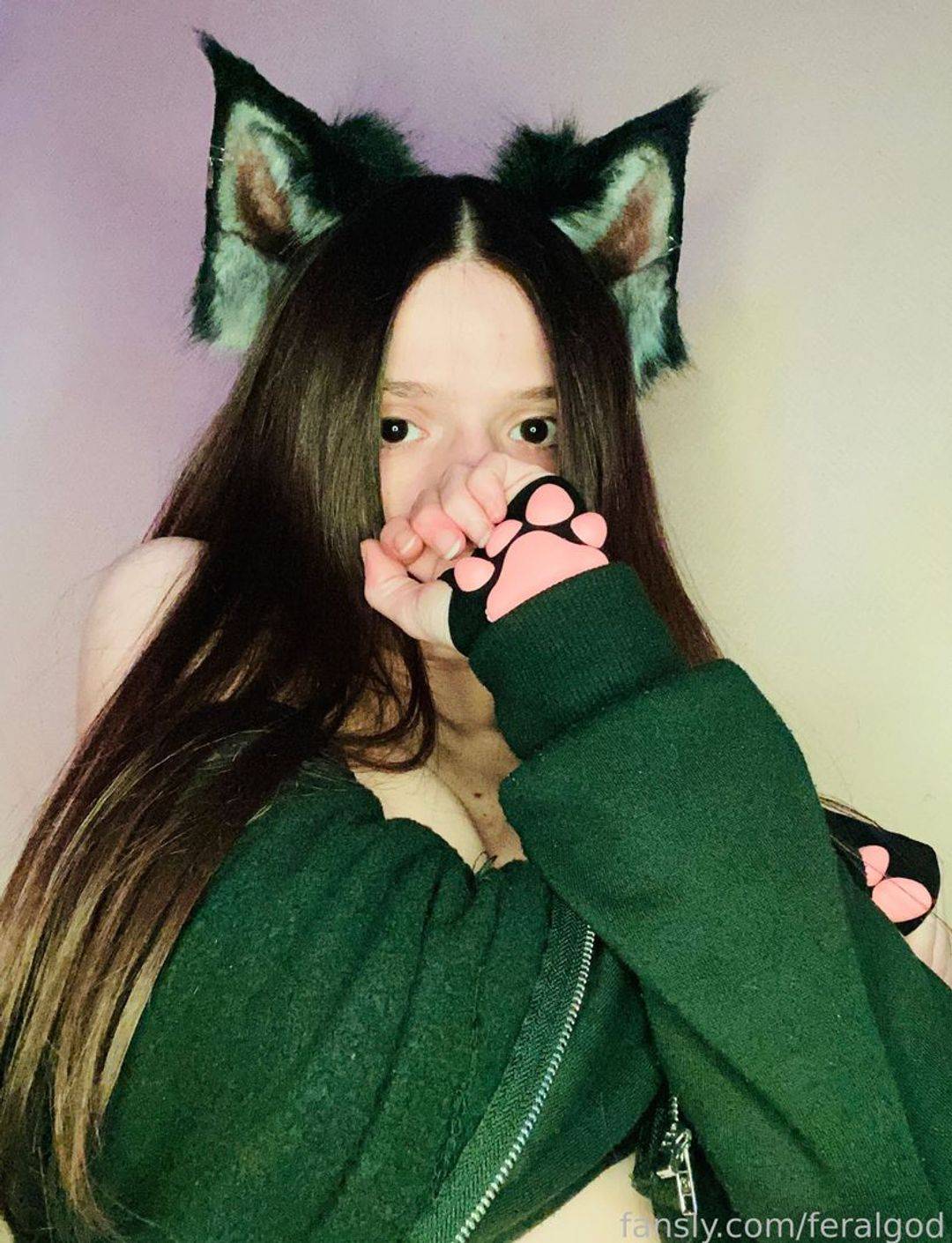 fansly Rae profile photo. Rae 21