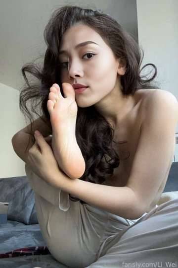 fansly Li profile photo. Li 19