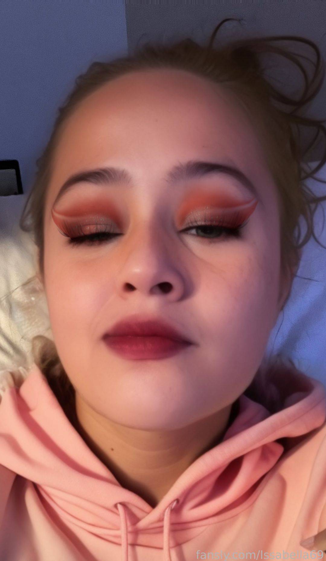 fansly Issabella69 profile photo. Issabella69 21