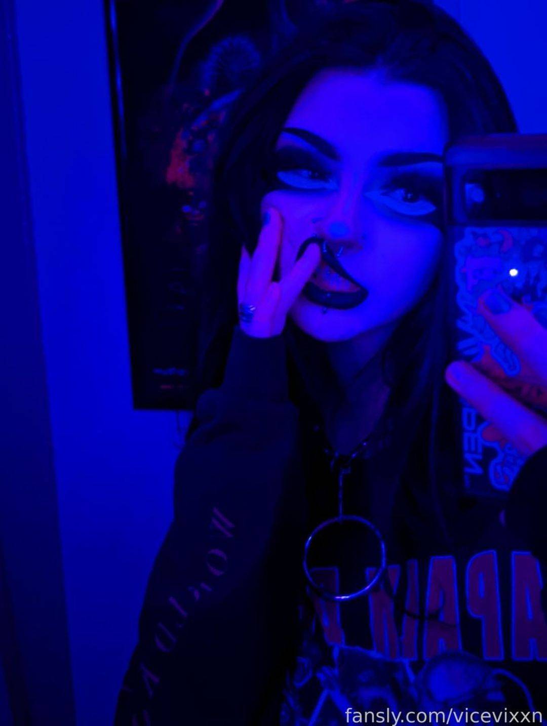 fansly vicevixxn  profile photo. vicevixxn  30