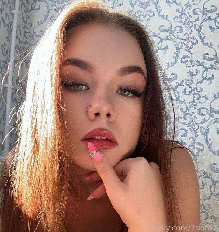 fansly Dora profile photo. Dora 28