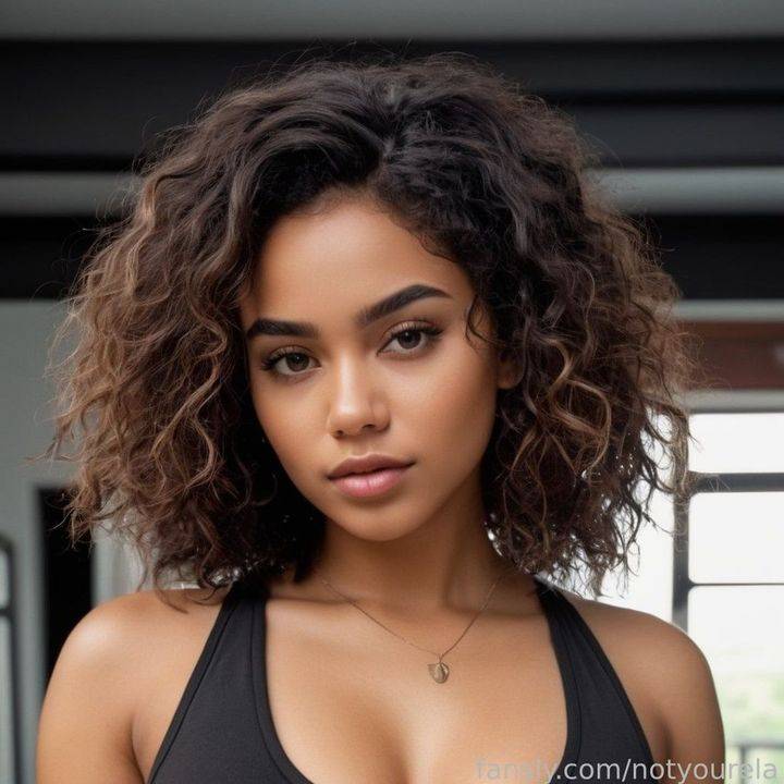 fansly Ela Martinez profile photo. Ela Martinez 25