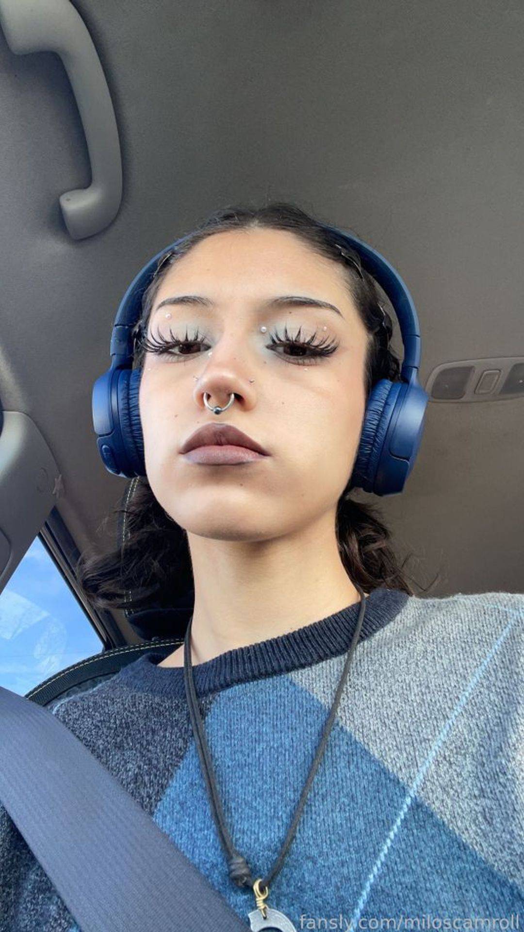 fansly miloscamroll profile photo. miloscamroll 21