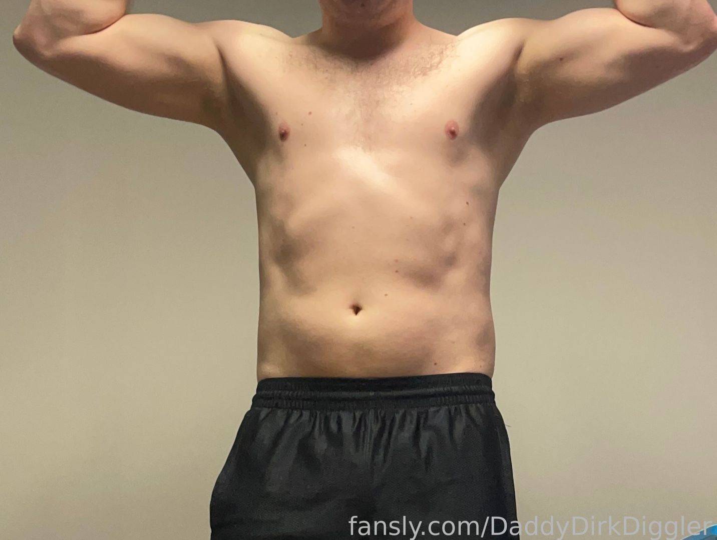 fansly DaddyDirkDiggler profile photo. DaddyDirkDiggler 39