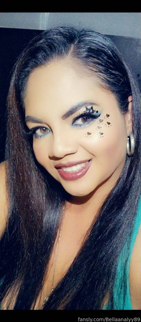 fansly BellaAnaly  profile photo. BellaAnaly  28