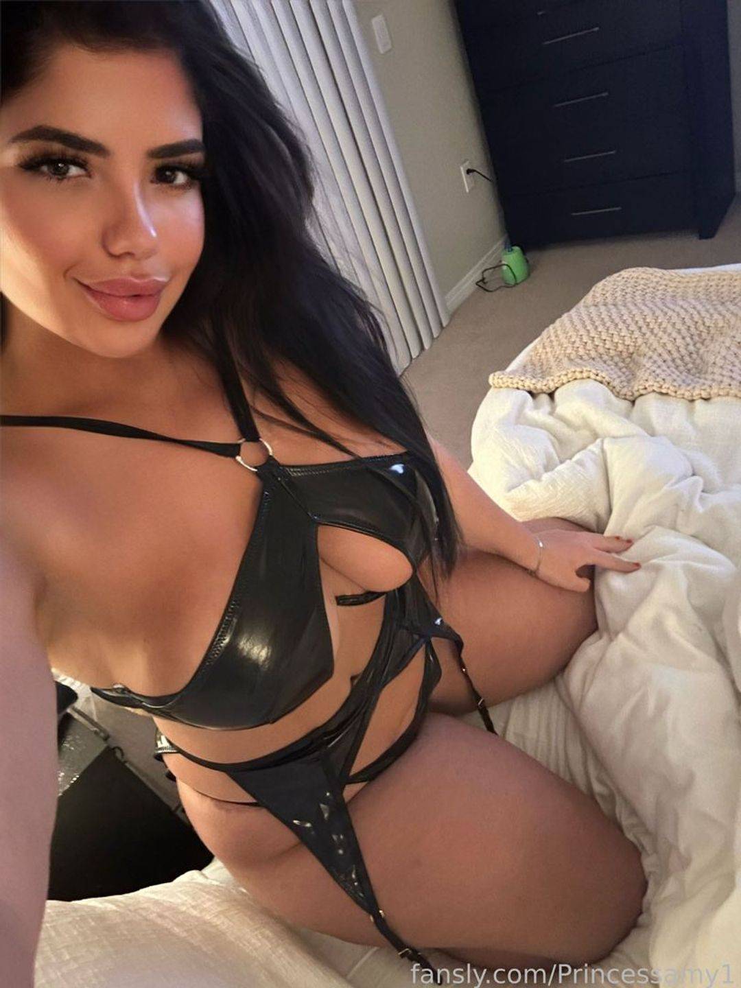 fansly ⛓️ Domme Amy profile photo. ⛓️ Domme Amy 13
