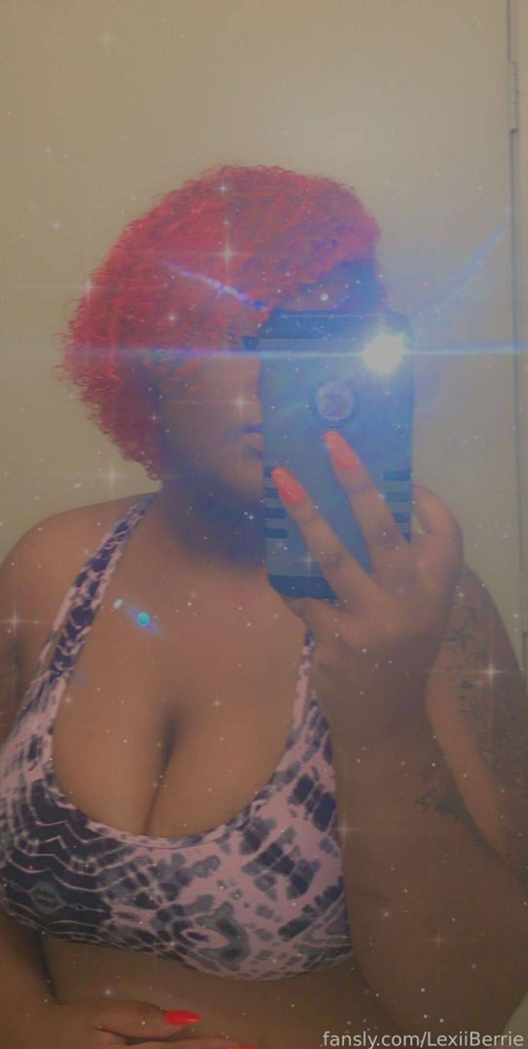 fansly LexiiLovee profile photo. LexiiLovee 2