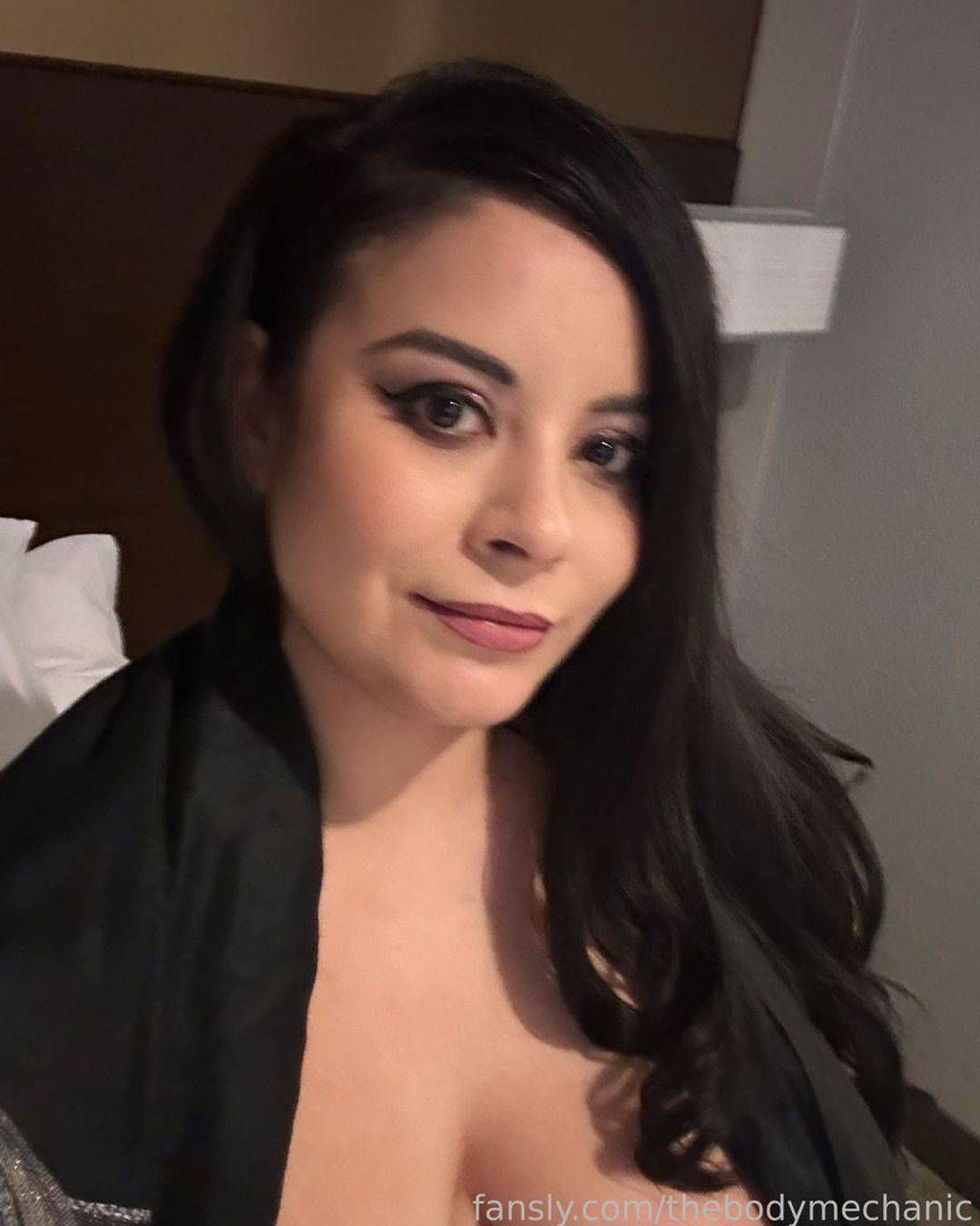 fansly thebodymechanic profile photo. thebodymechanic 33