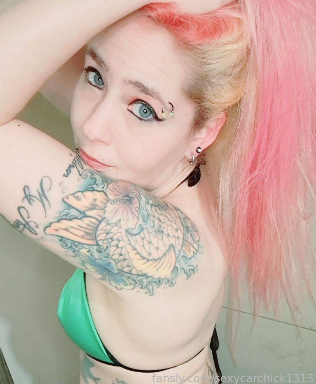 fansly Lucy profile photo. Lucy 17