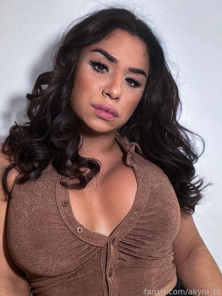 fansly akyra_ts profile photo. akyra_ts 35