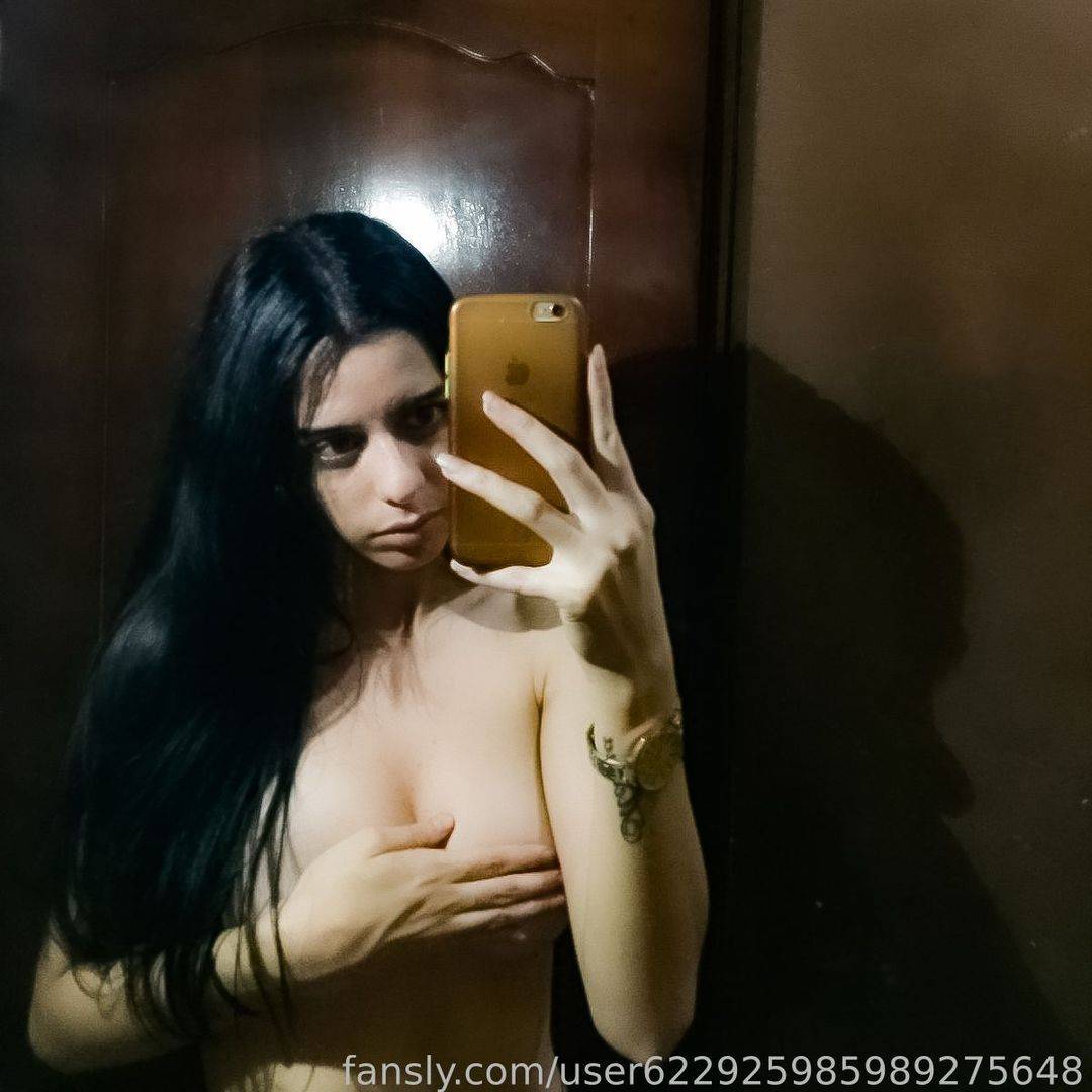 fansly Leila Milena profile photo. Leila Milena 25