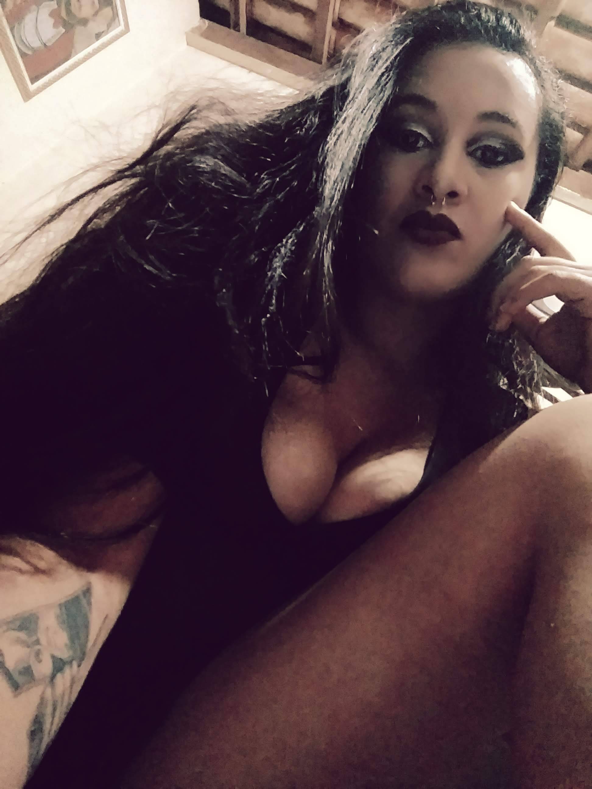 onlyfans Transilvânia profile photo. Transilvânia 4