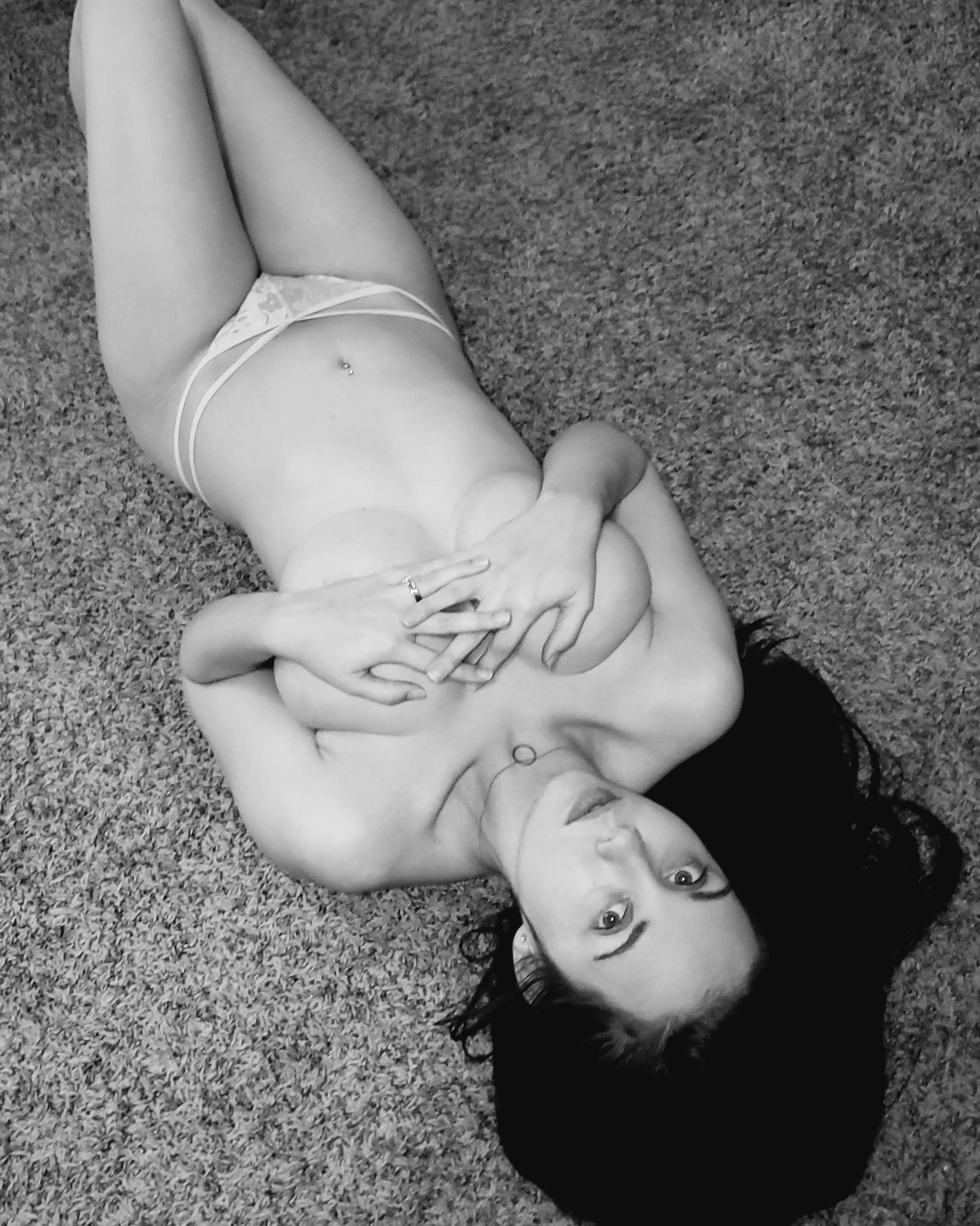 onlyfans Sarah profile photo. Sarah 19