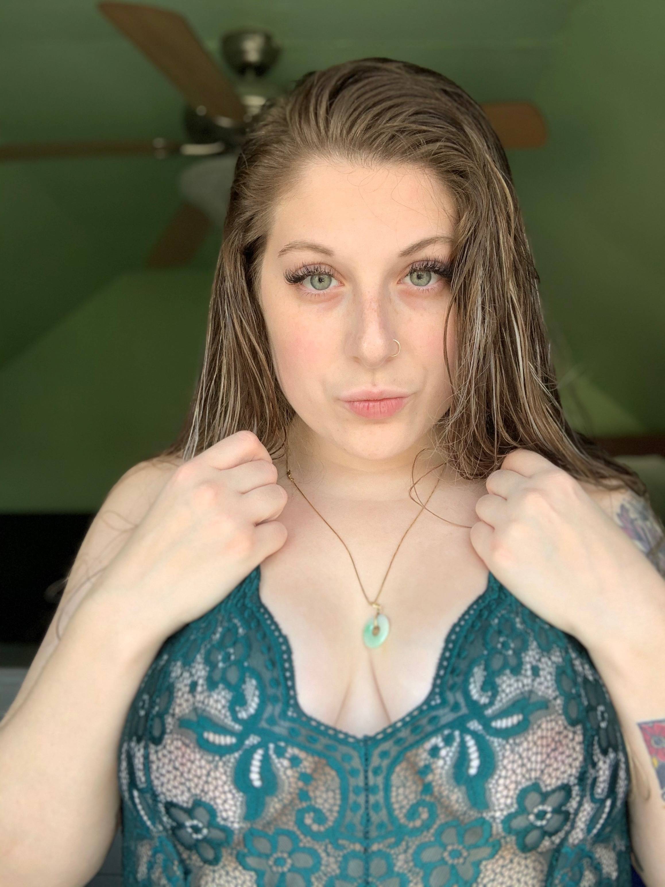 onlyfans Nina profile photo. Nina 29