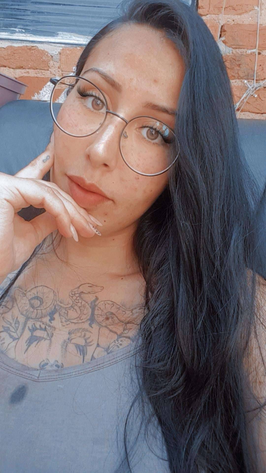 onlyfans Morena Ravena - Housewife +18 profile photo. Morena Ravena - Housewife +18 15