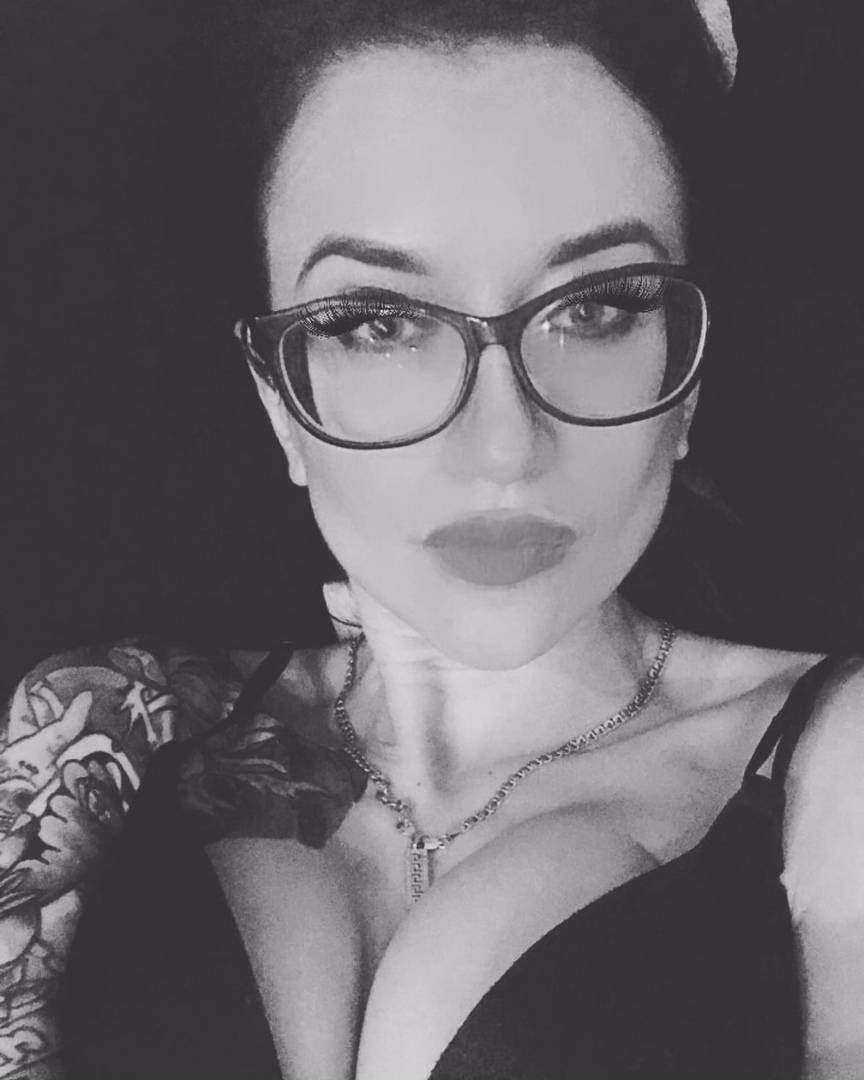 onlyfans juliaXXXdomaina profile photo. juliaXXXdomaina 19