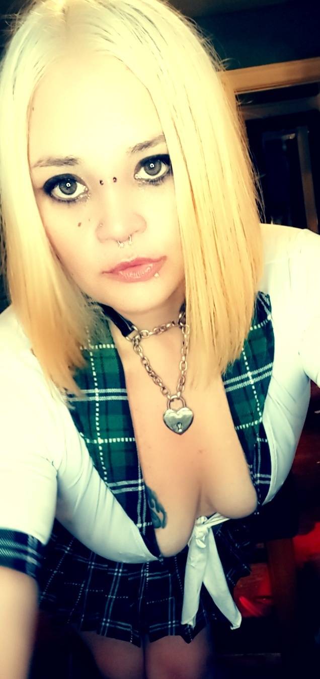 onlyfans Beautiful Disaster profile photo. Beautiful Disaster 9