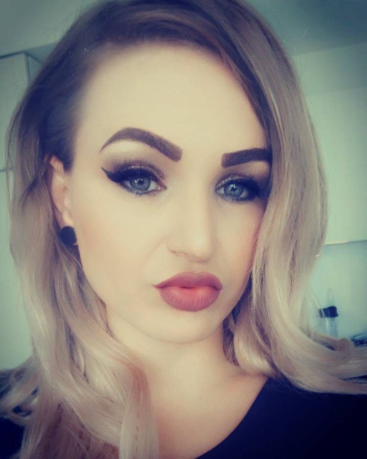 onlyfans Lovely_Lovelynn profile photo. Lovely_Lovelynn 8