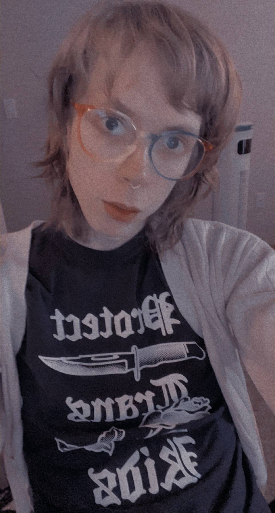 onlyfans BasicBitchRu profile photo. BasicBitchRu 18