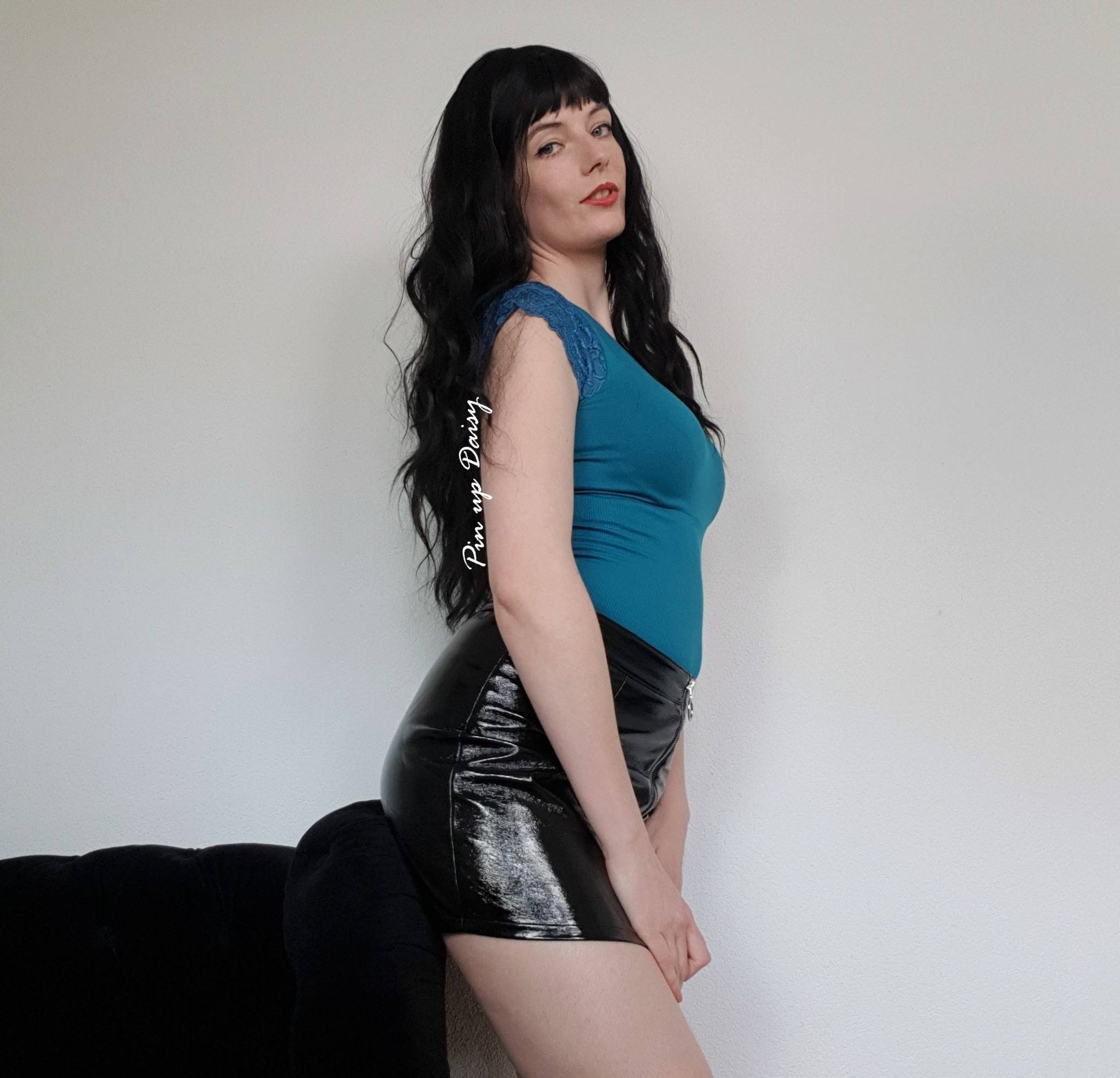 onlyfans Pin up Daisy - 6ft goddess - EN + NL profile photo. Pin up Daisy - 6ft goddess - EN + NL 10