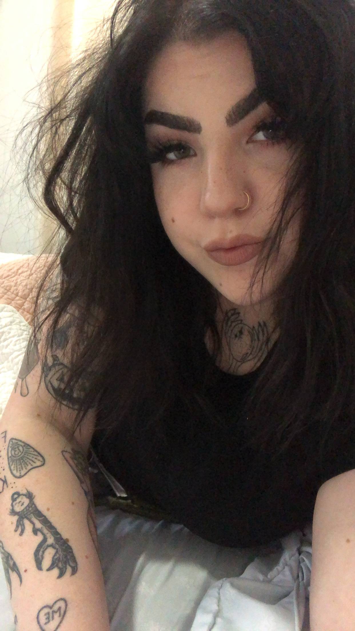 onlyfans Ivory Daggers profile photo. Ivory Daggers 13