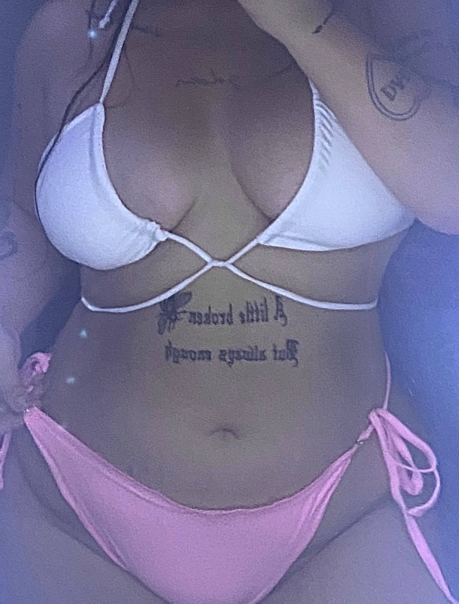 onlyfans Your fave girl next door profile photo. Your fave girl next door 15