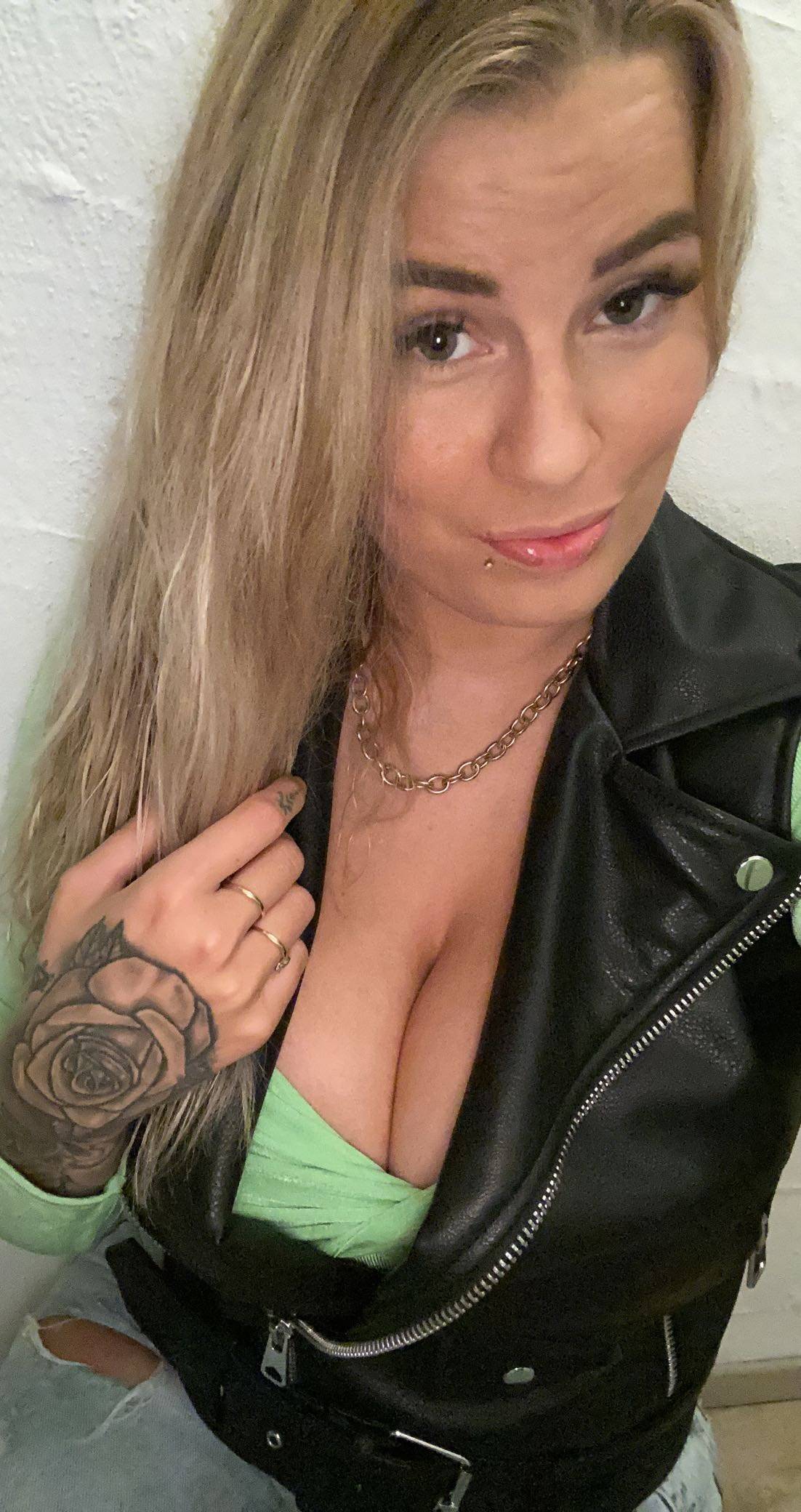 onlyfans Pinky69 profile photo. Pinky69 15