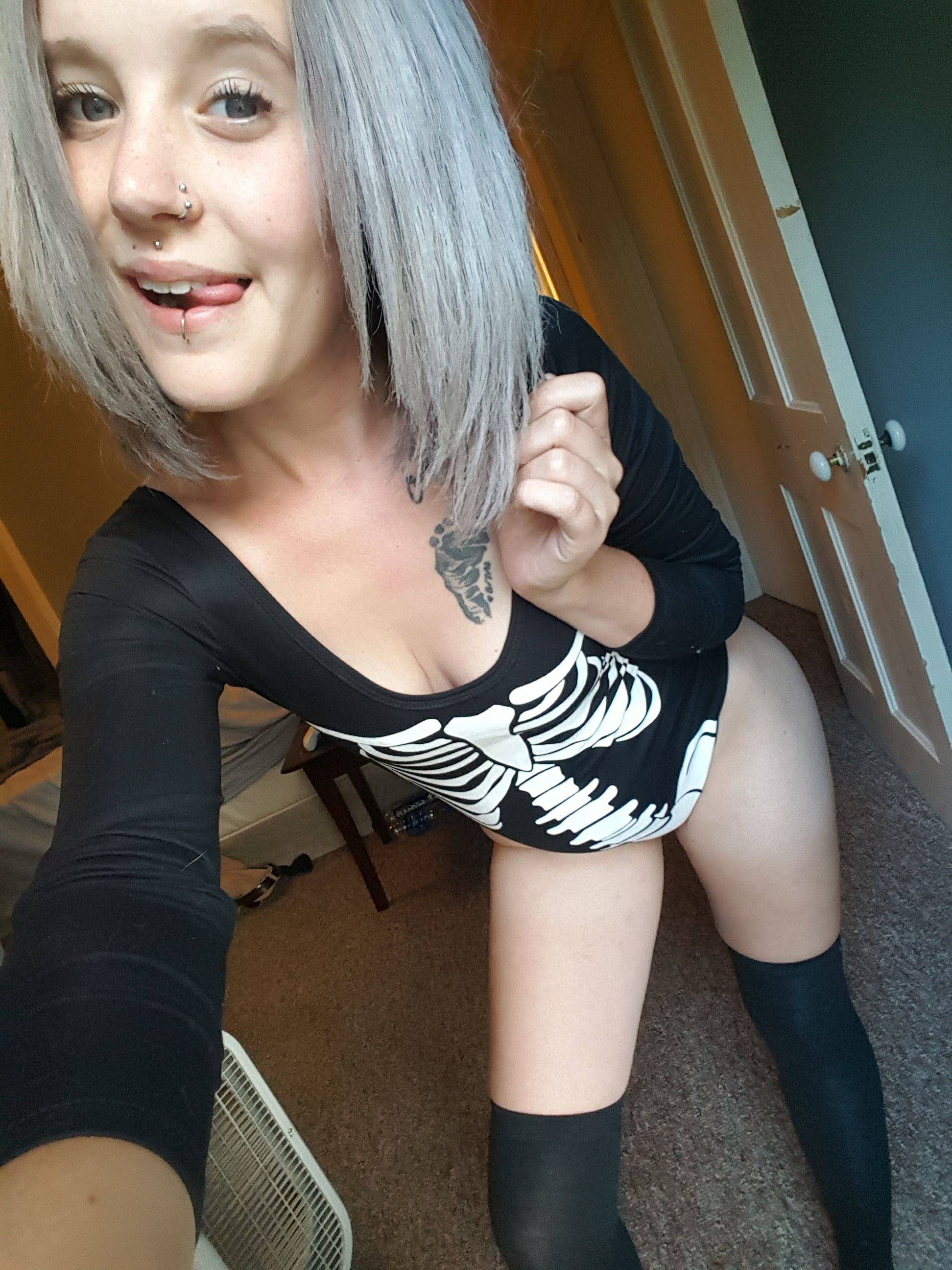 onlyfans KittyKatQueen27 profile photo. KittyKatQueen27 14