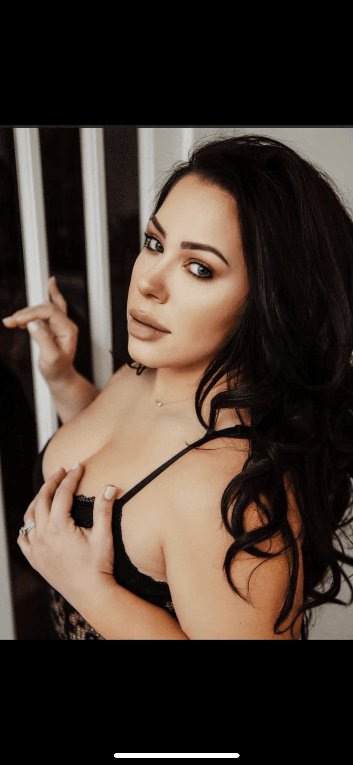 onlyfans Bella30 profile photo. Bella30 4