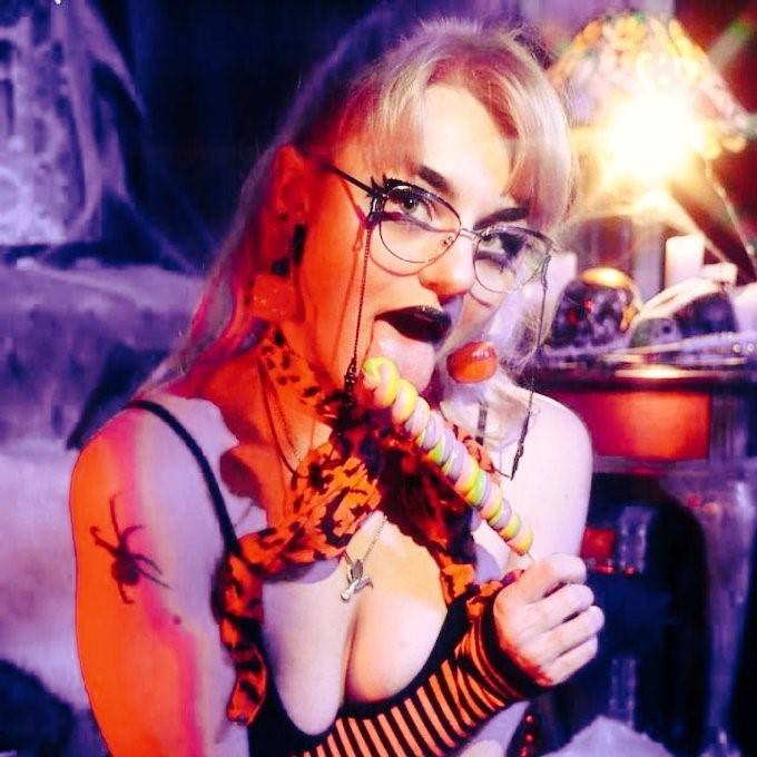 onlyfans ☣Iza Howler☣ profile photo. ☣Iza Howler☣ 3