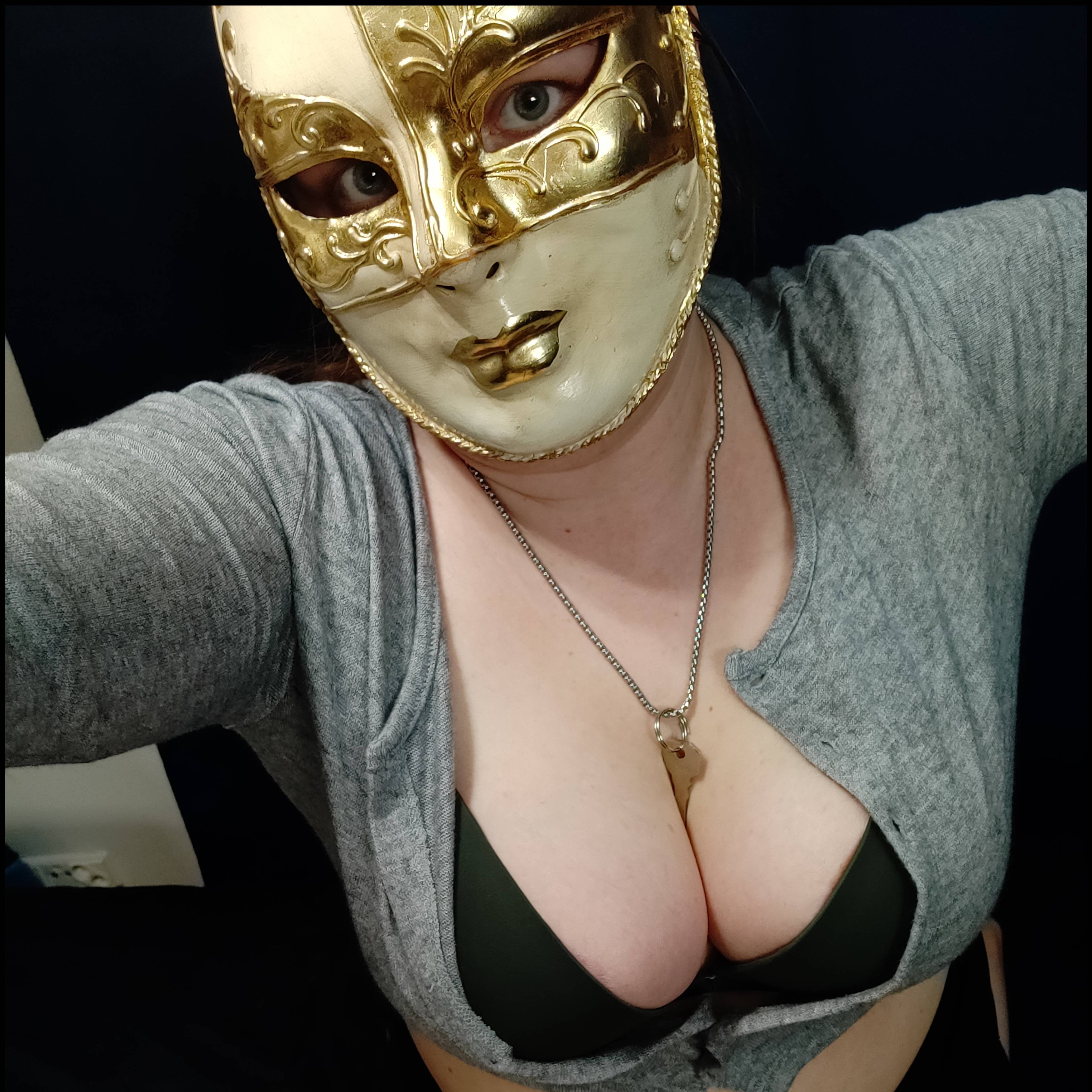 onlyfans MyMaskedMistress profile photo. MyMaskedMistress 4