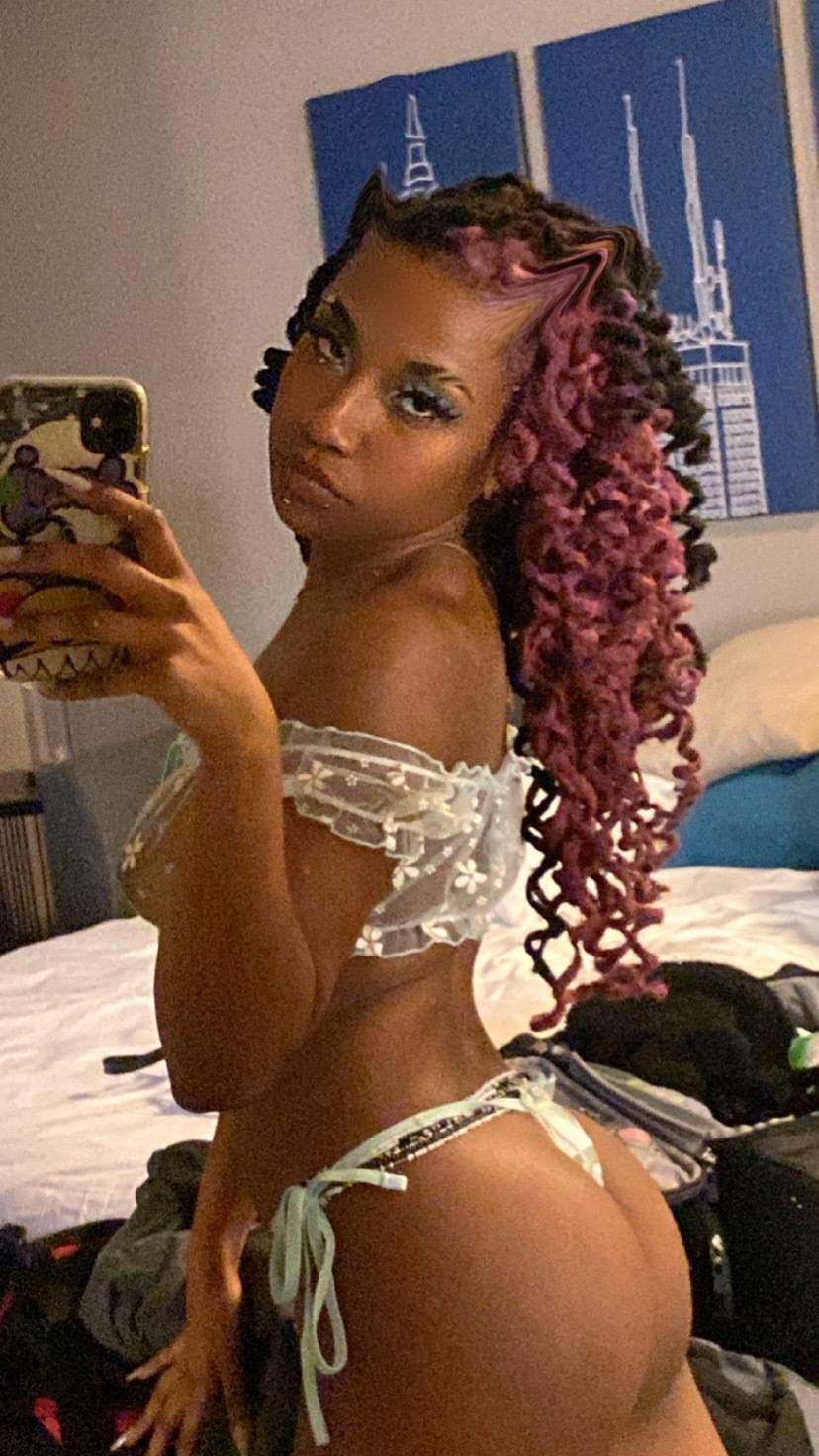 undefined 𝔭𝔯𝔦𝔫𝔠𝔢𝔰𝔰 𝔢𝔧 👽👑✨ profile photo. 𝔭𝔯𝔦𝔫𝔠𝔢𝔰𝔰 𝔢𝔧 👽👑✨ 28