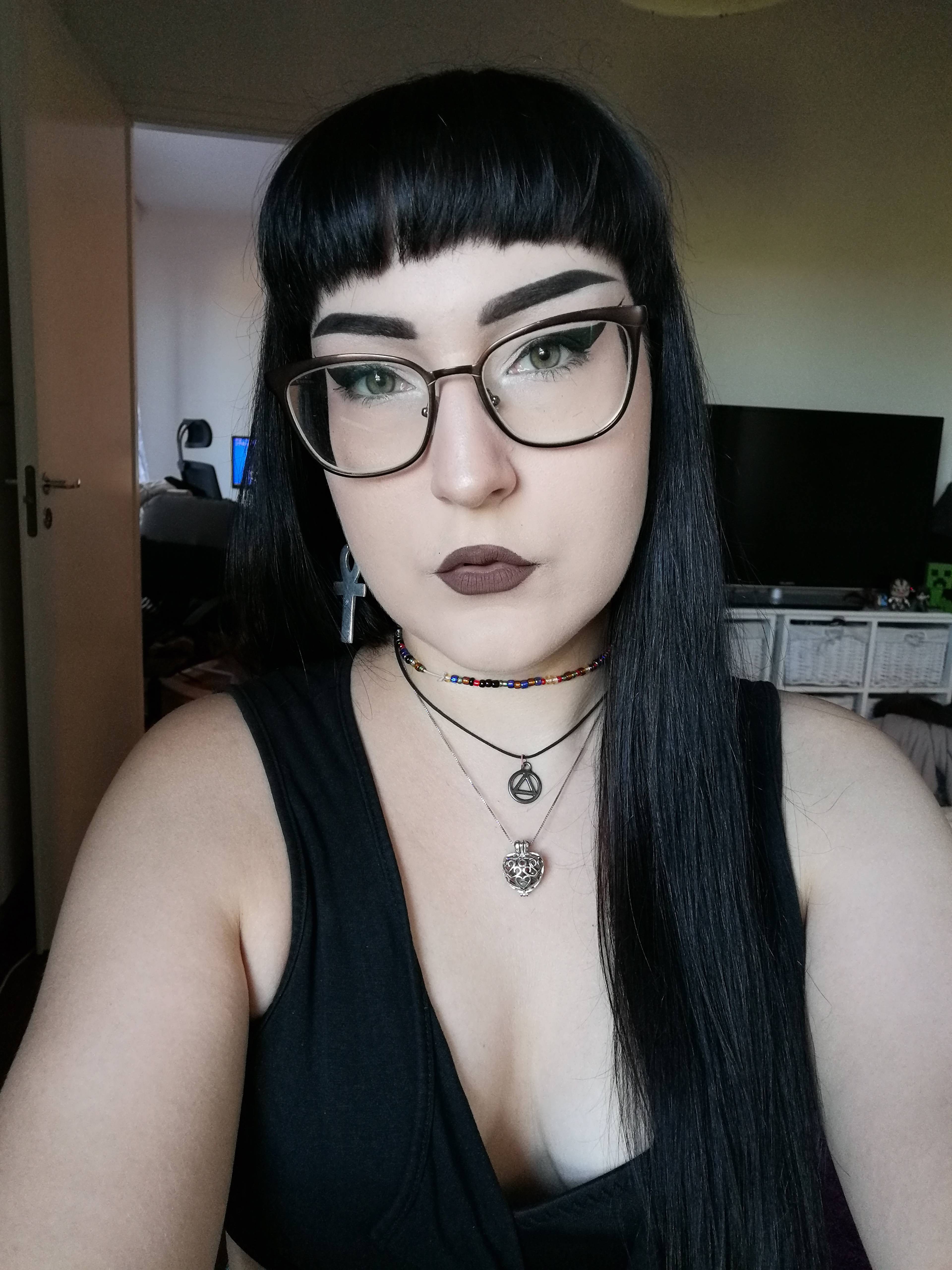 onlyfans Hulina profile photo. Hulina 25