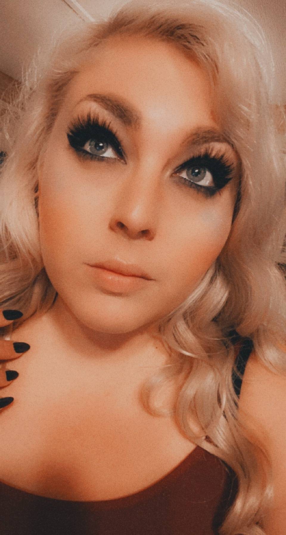 onlyfans BlondeRedneck profile photo. BlondeRedneck 15